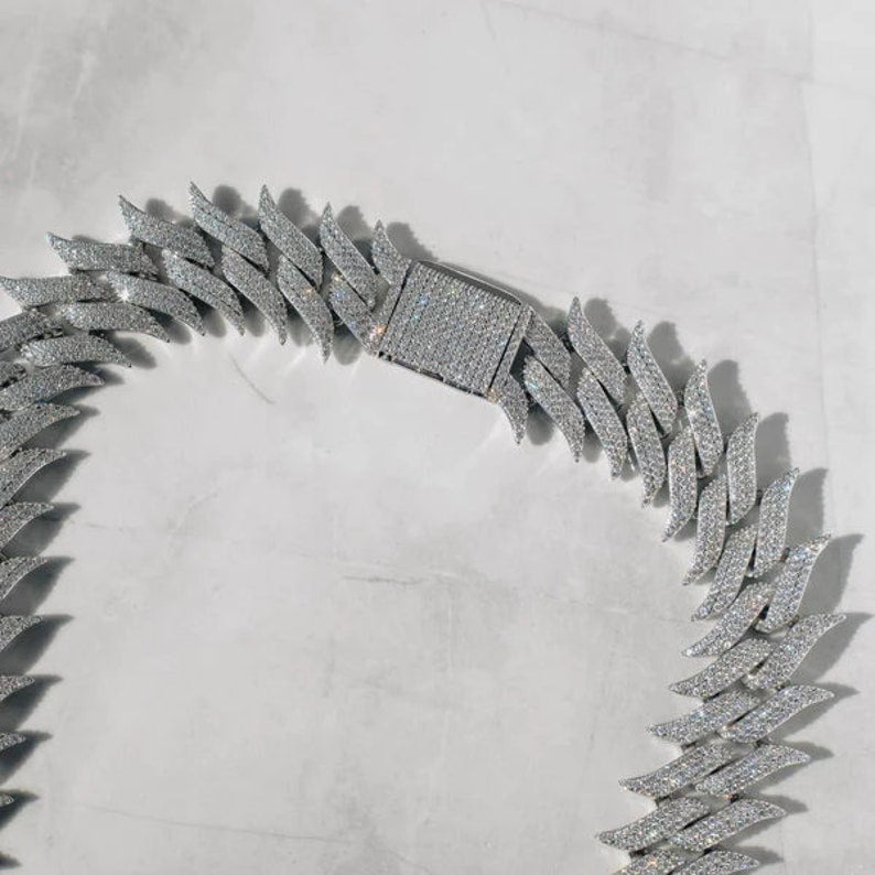 moissanite chain​