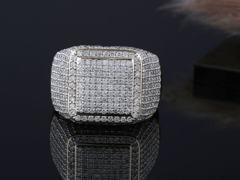 Round Cut Pave Multi Row Halo Pattern Diamond Engagement Band