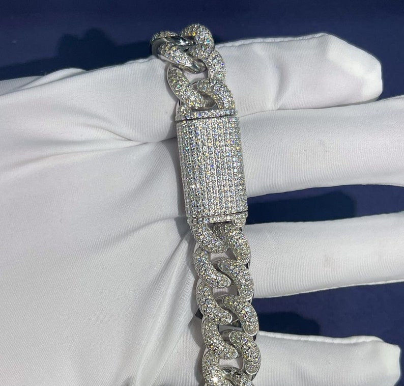 Cuban Link Iced Out Bracelet 14MM